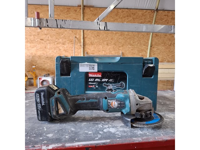 Accu haakse slijper makita, dga504, bouwjaar 2021 - afbeelding 2 van  5