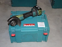 Accu haakse slijper makita dga504 met accu en kunststoffen koffer