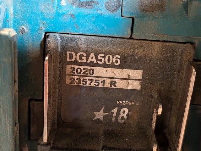 Accu haakse slijper makita, dga506, bouwjaar 2020 - afbeelding 6 van  6