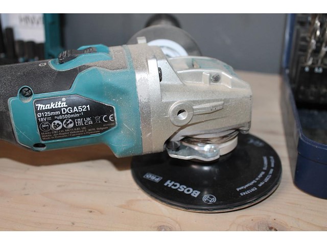 Accu haakse slijper makita dga521 met 5.0ah accu. juni 2024. - afbeelding 3 van  3