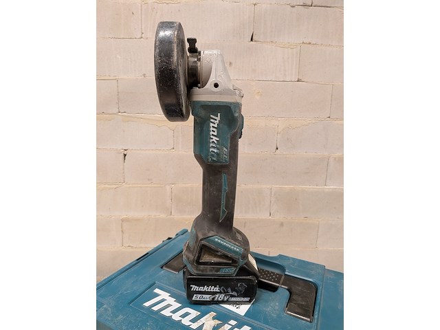 Accu haakse slijper met accu schroevendraaier, makita dg504, makita dhp486 - afbeelding 2 van  14