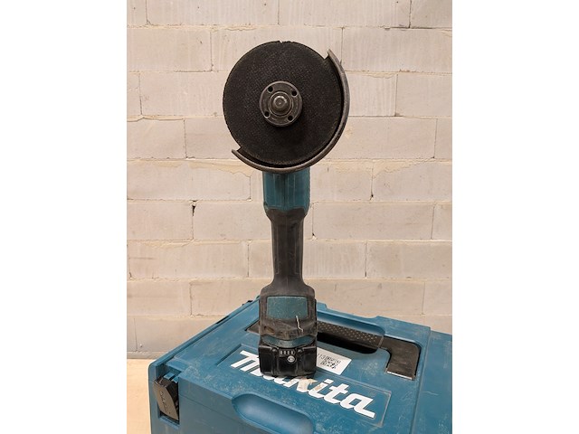 Accu haakse slijper met accu schroevendraaier, makita dg504, makita dhp486 - afbeelding 3 van  14