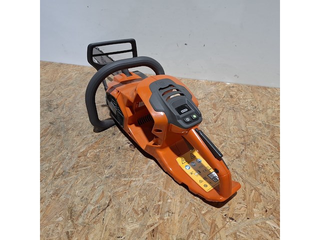 Accu heggenschaar en kettingzaag, husqvarna, 215ihd45 / 340i - afbeelding 6 van  16