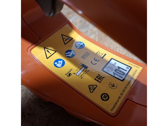 Accu heggenschaar en kettingzaag, husqvarna, 215ihd45 / 340i - afbeelding 8 van  16