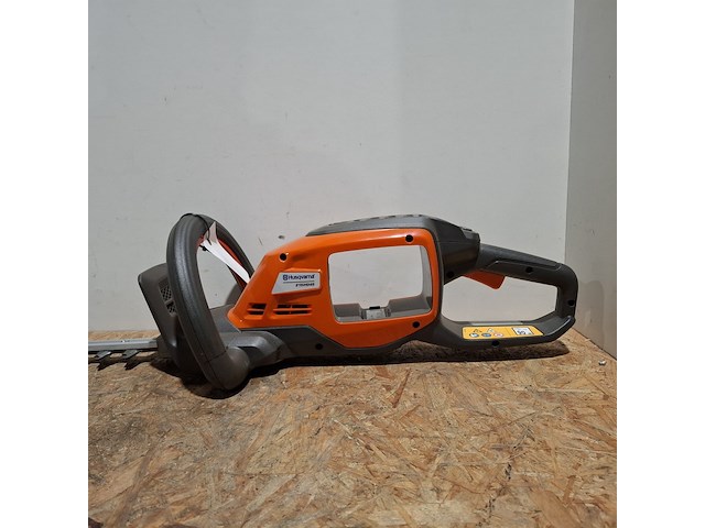 Accu heggenschaar en kettingzaag, husqvarna, 215ihd45 / 340i - afbeelding 10 van  16