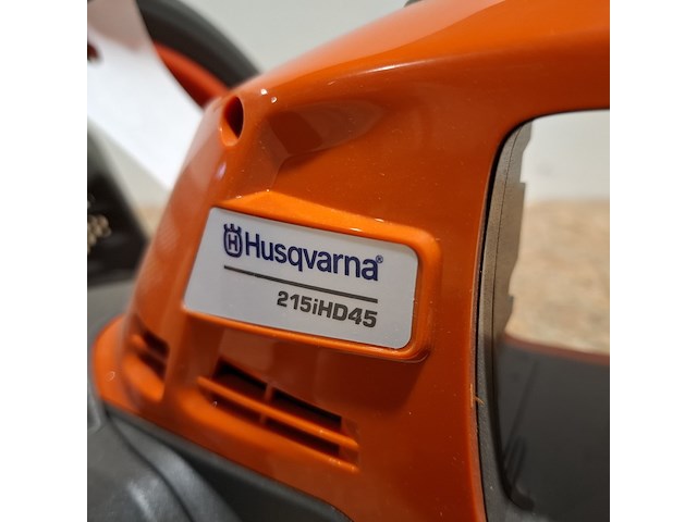 Accu heggenschaar en kettingzaag, husqvarna, 215ihd45 / 340i - afbeelding 11 van  16