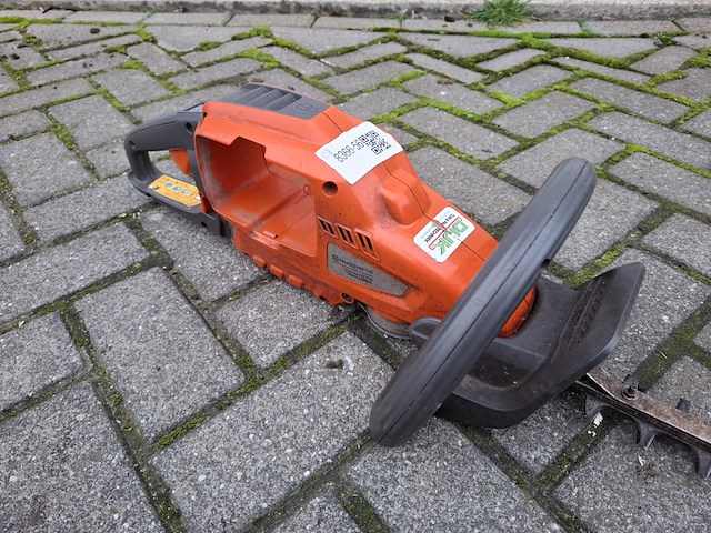 Accu heggenschaar husqvarna, 520ihd70, bouwjaar 2022 - afbeelding 3 van  7