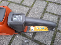 Accu heggenschaar husqvarna, 520ihd70, bouwjaar 2022 - afbeelding 6 van  7