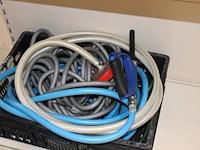 Accu hogedrukreiniger makita dhw080 met buffervat, geen accu. compleetheid onbekend - afbeelding 5 van  6
