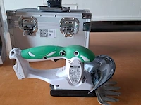 Accu kantenknipper met accu ledlamp hitachi, cg10dl, ub18ddl - afbeelding 3 van  7