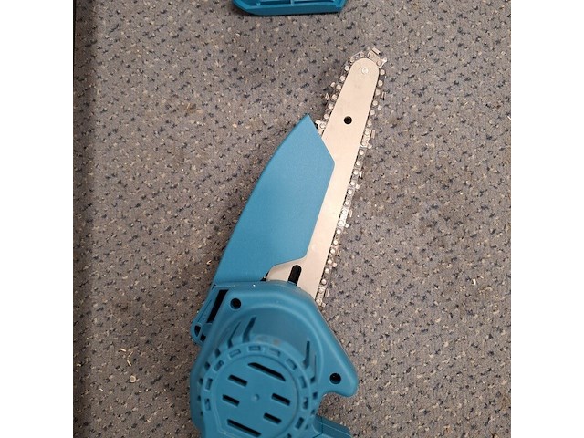 Accu kettingzaag | 6 inch, blauw, 2026 - afbeelding 2 van  5