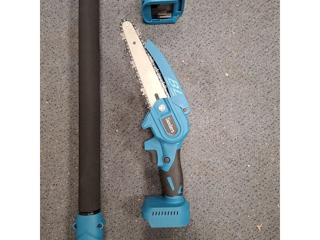 Accu kettingzaag | 6 inch, blauw, 2026 - afbeelding 3 van  5