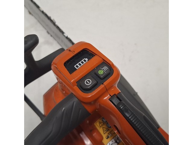 Accu kettingzaag, husqvarna, t540i xp, demo model - afbeelding 5 van  7