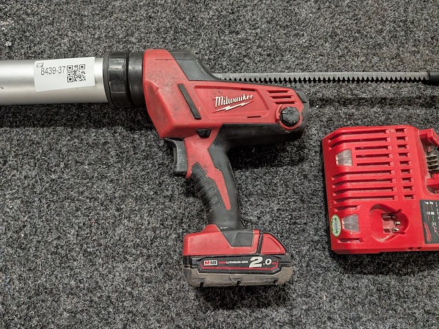 Accu kitpistool milwaukee, c18 pcg, bouwjaar 2019 - afbeelding 2 van  9