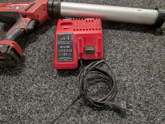 Accu kitpistool milwaukee, c18 pcg, bouwjaar 2019 - afbeelding 8 van  9