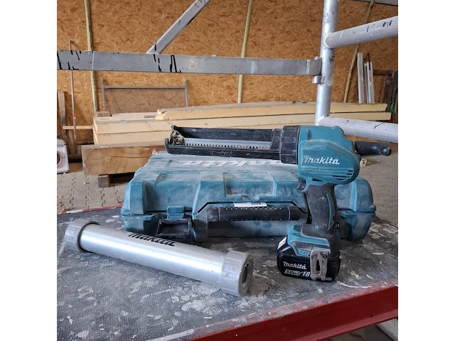 Accu kitspuit makita, dcg180, bouwjaar 2021 - afbeelding 1 van  5