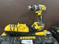 Accu klop-/schroefboormachine in koffer, 1x accu, 1x lader dewalt, dcd796p2 - afbeelding 2 van  4