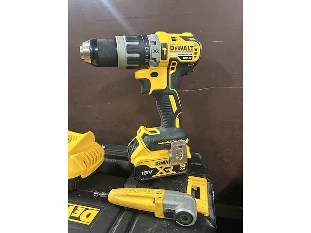 Accu klop-/schroefboormachine in koffer, 1x accu, 1x lader dewalt, dcd796p2 - afbeelding 3 van  4