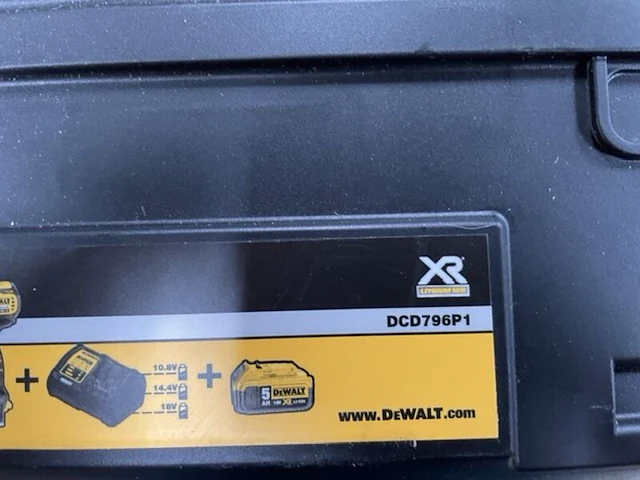 Accu klopboormachine + 100-delige bit/boren set, de walt, dcd796p1 - afbeelding 2 van  4