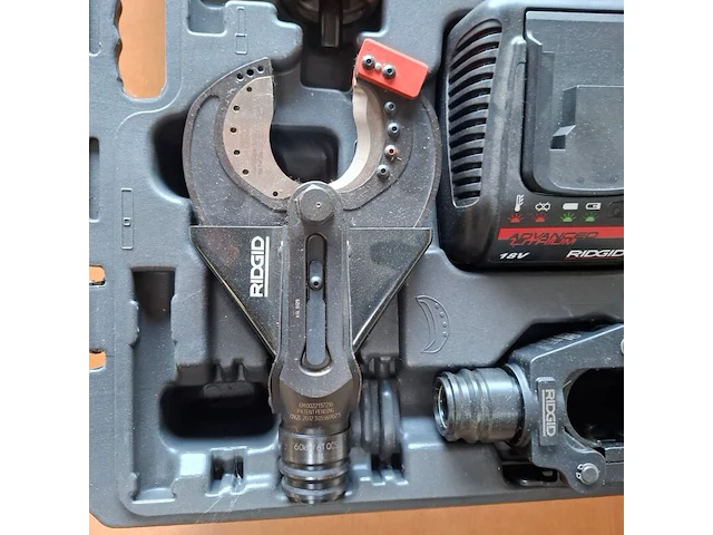 Accu krimpgereedschap ridgid, re60 - afbeelding 8 van  10