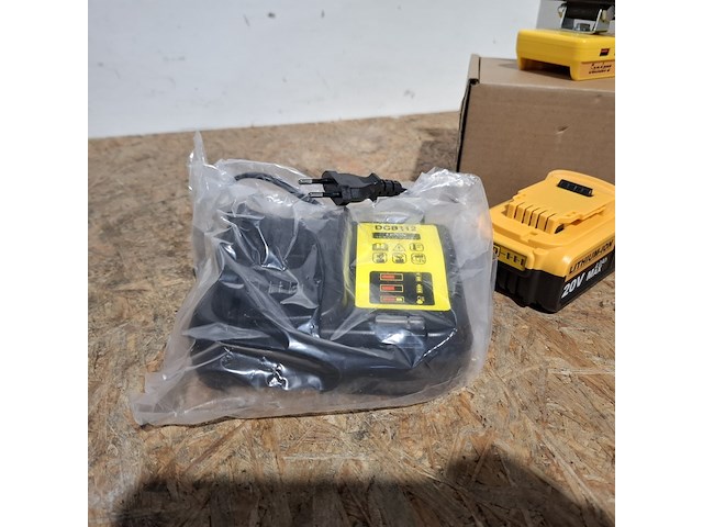 Accu led verlichting | 21v, sanderz, 2025 - afbeelding 5 van  6