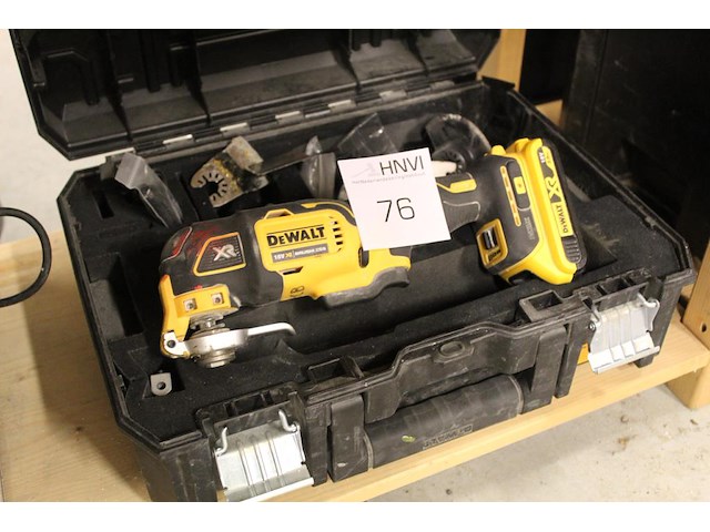Accu multitool dewalt xr18v brushless met accu zonder lader - afbeelding 1 van  2
