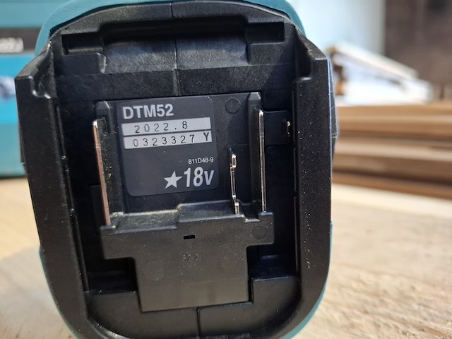 Accu multitool makita, dtm52, bouwjaar 2022 - afbeelding 5 van  7