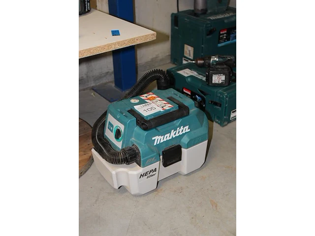 Accu nat/droogzuiger makita dvc750l met accu - afbeelding 2 van  2