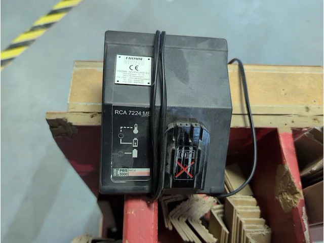 Accu omsnoeringsapparaat met magazijnwagen fromm, p324 - afbeelding 6 van  9