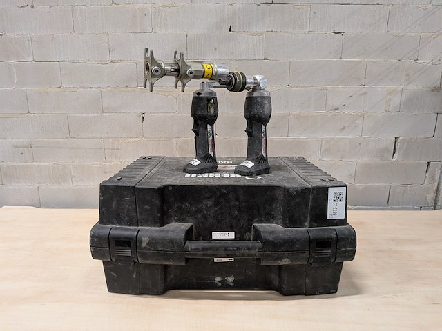 Accu persmachine met accu persopwijkmachine, rehau, rautool a-light2, xpand qc - afbeelding 10 van  20