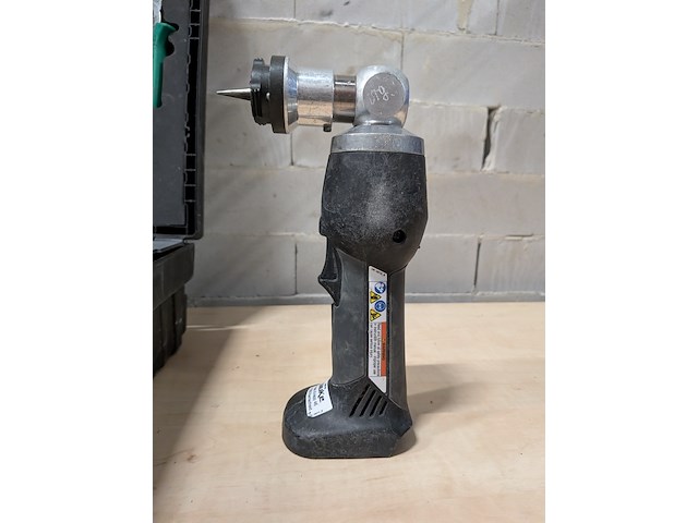 Accu persmachine met accu persopwijkmachine, rehau, rautool a-light2, xpand qc - afbeelding 6 van  17