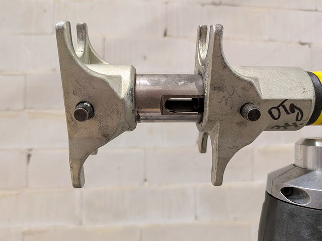 Accu persmachine met accu persopwijkmachine, rehau, rautool a-light2, xpand qc - afbeelding 11 van  17