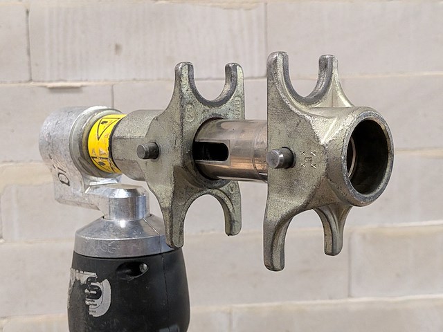 Accu persmachine, rehau, rautool a-light2 - afbeelding 8 van  12