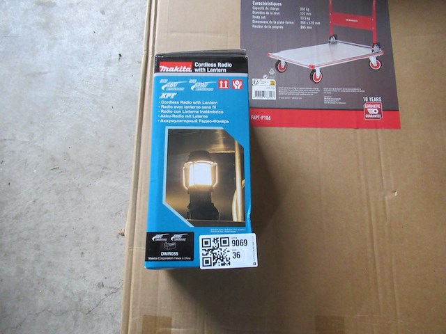 Accu radio/campinglamp (body) makita, dmr055 - afbeelding 5 van  5