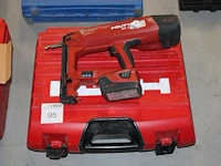 Accu schiethamer hilti bx3 met twee accu's en lader in kunststoffen koffer