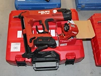 Accu schiethamer hilti bx4-22 met twee accu's en lader en laserafstandshulp hilti bx-s in kunststoffen koffer