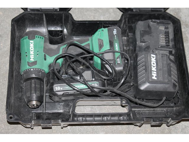 Accu schroefboormachine hikoki met 2 accu's, lader en koffer. - afbeelding 3 van  3