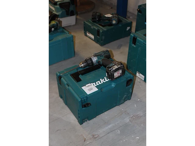 Accu schroefboormachine makita ddf458 met accu en kunststoffen koffer - afbeelding 2 van  2