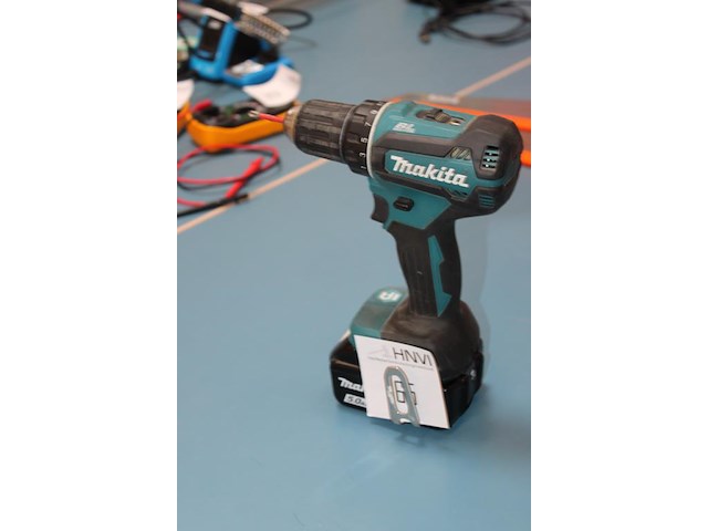 Accu schroefboormachine makita ddf485 met 5ah accu. bouwjaar 2020. - afbeelding 2 van  3