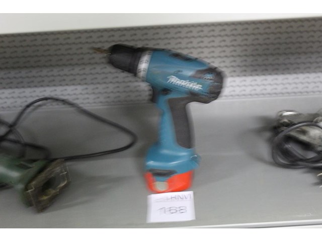 Accu schroefmachine makita 6271d met accu - afbeelding 1 van  2