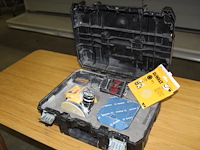 Accu schuurmachine dewalt xr18v brushless met accu, zonder lader - afbeelding 1 van  3