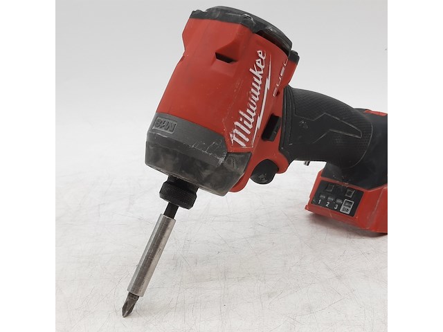 Accu slag schroevendraaier, milwaukee, m18 fid, 2023 - afbeelding 2 van  7