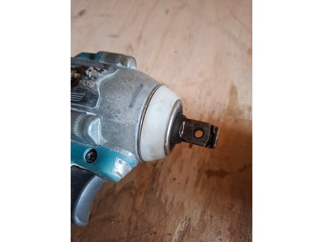 Accu slagschroevendraaier en slagmoeraanzetter, makita, o.a. dtw300 - afbeelding 5 van  8