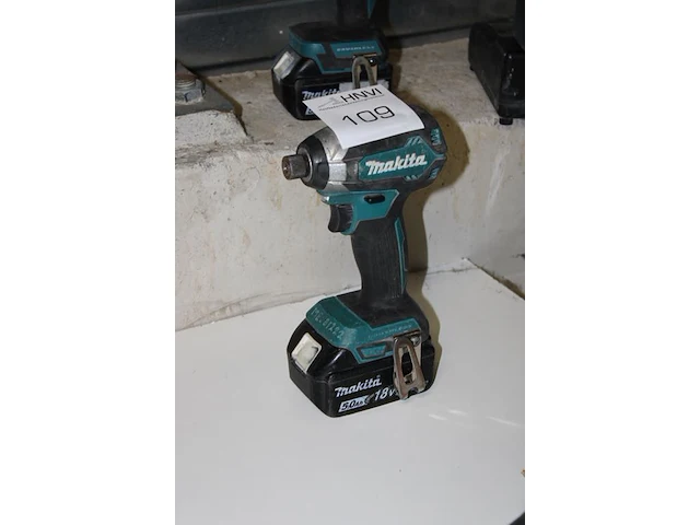 Accu slagschroevendraaier makita ddt153 met accu - afbeelding 2 van  2