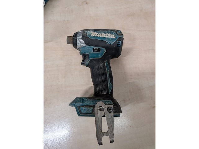 Accu slagschroevendraaier met accu schroevendraaier, makita dtd153, makita ddf486 - afbeelding 9 van  11