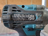 Accu slagschroevendraaier met slagmoer aanzetter makita, dtw300, bouwjaar o.a. 2022 - afbeelding 4 van  9