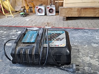 Accu slagschroevendraaier met slagmoer aanzetter makita, dtw300, bouwjaar o.a. 2022 - afbeelding 9 van  9