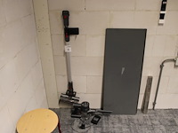 Accu steelstofzuiger zedar incl. muurbeugel. - afbeelding 1 van  3