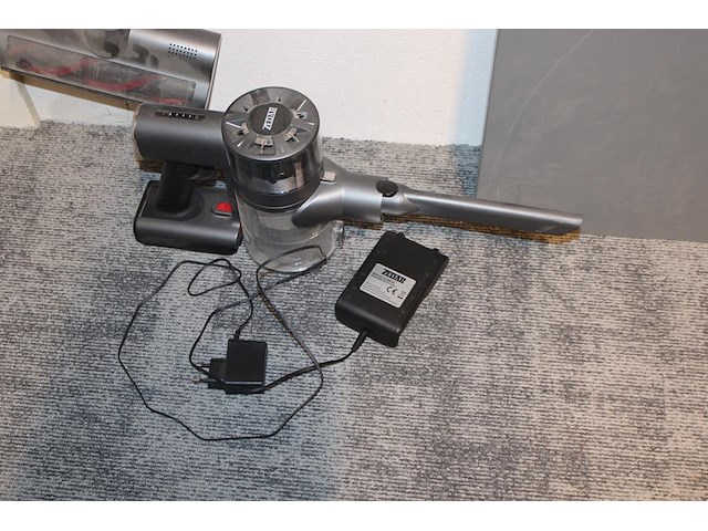 Accu steelstofzuiger zedar incl. muurbeugel. - afbeelding 3 van  3