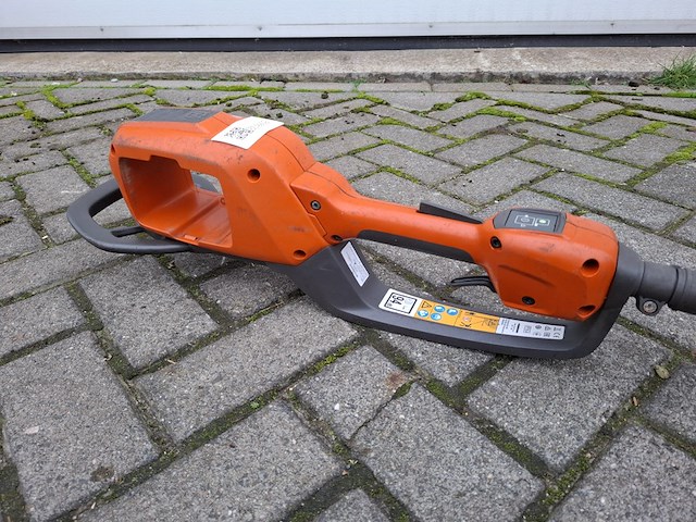 Accu stokheggenschaar, husqvarna, 520i ht4 - afbeelding 4 van  7